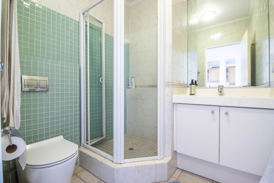 To Let 3 Bedroom Property for Rent in Mouille Point Western Cape